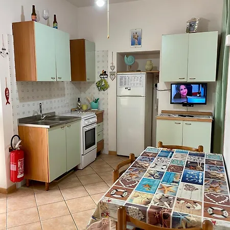 Al Centro Di Ustica